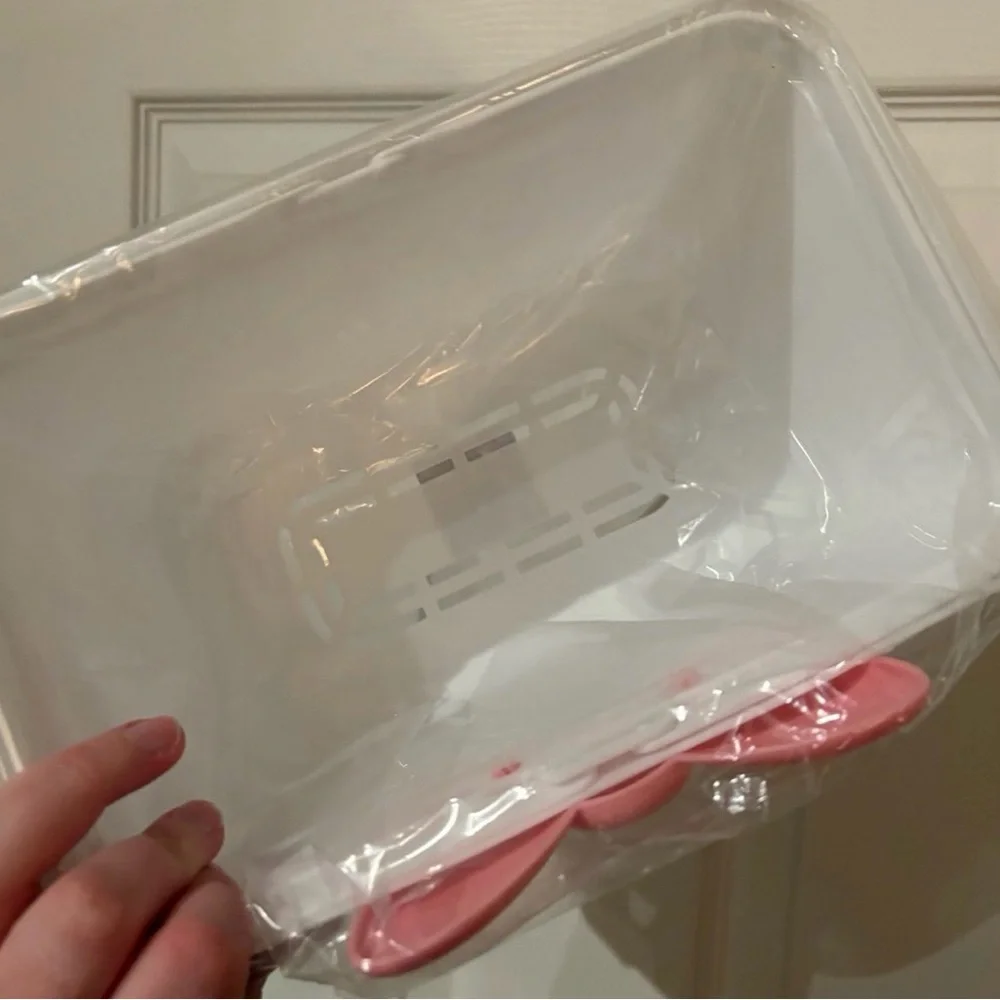Pink Bow on White Plastic Handle Basket